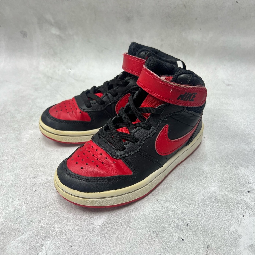 Nike sz 11 Court Borough Mid 2 GS Bred Retro Black/Red
